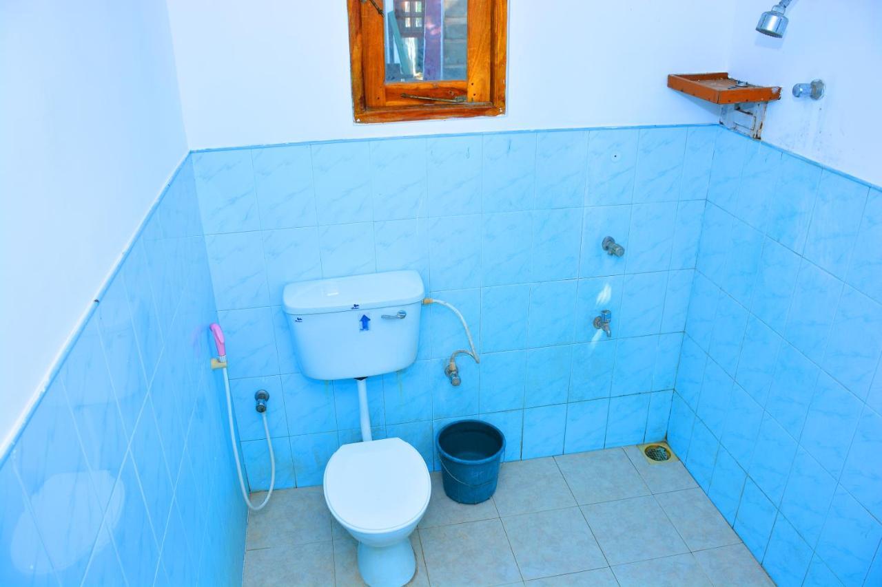 Randu Homestay And Restaurant 탕갈레 외부 사진